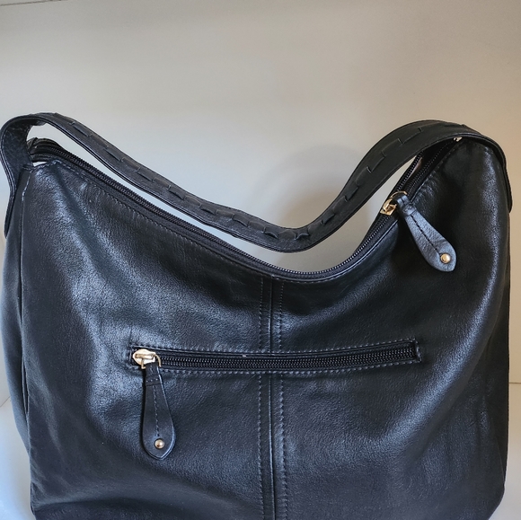 Danier Bag - Picture 7 of 9